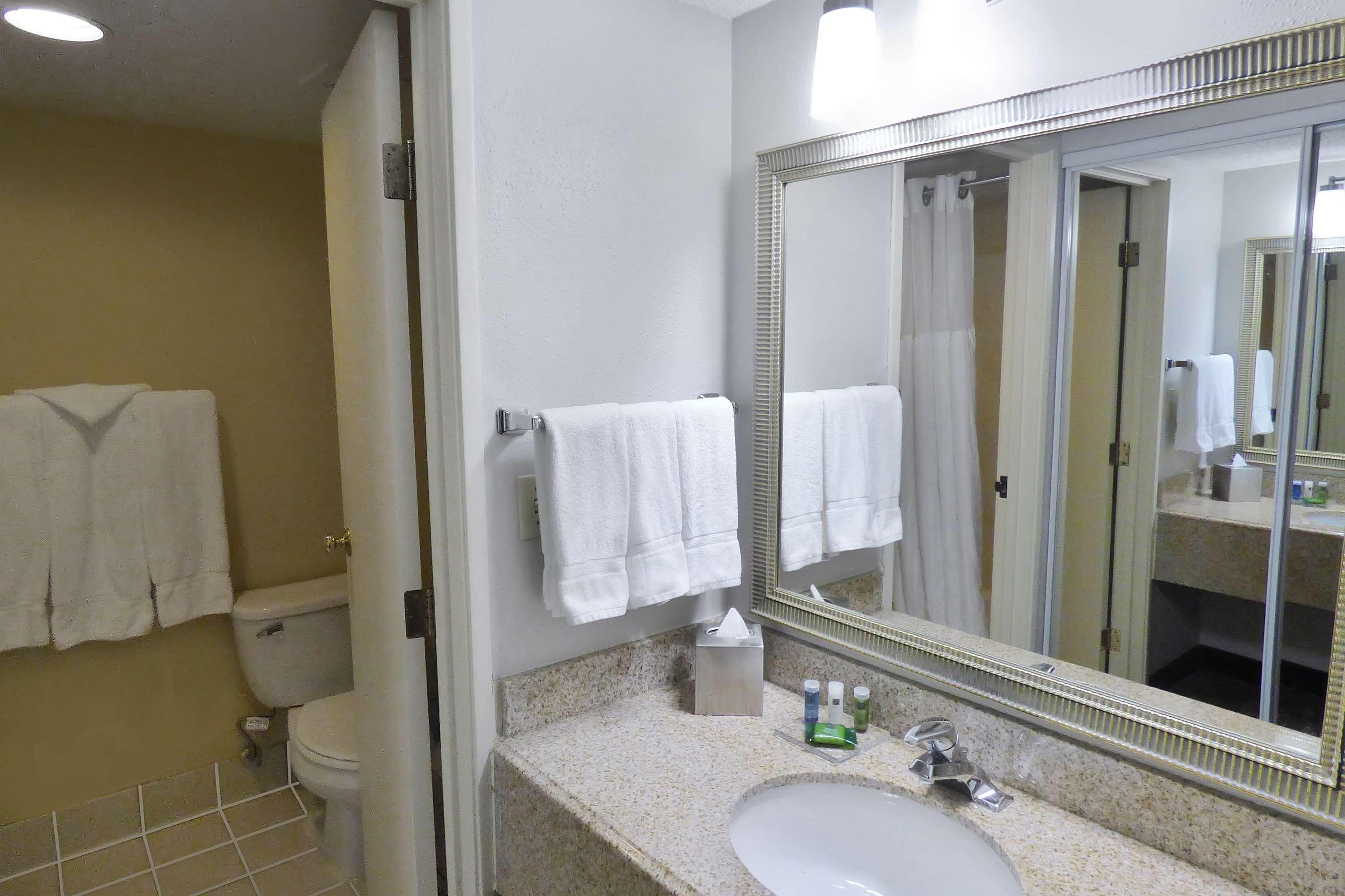 Radisson Akron-Fairlawn Copley Montrose Εξωτερικό φωτογραφία