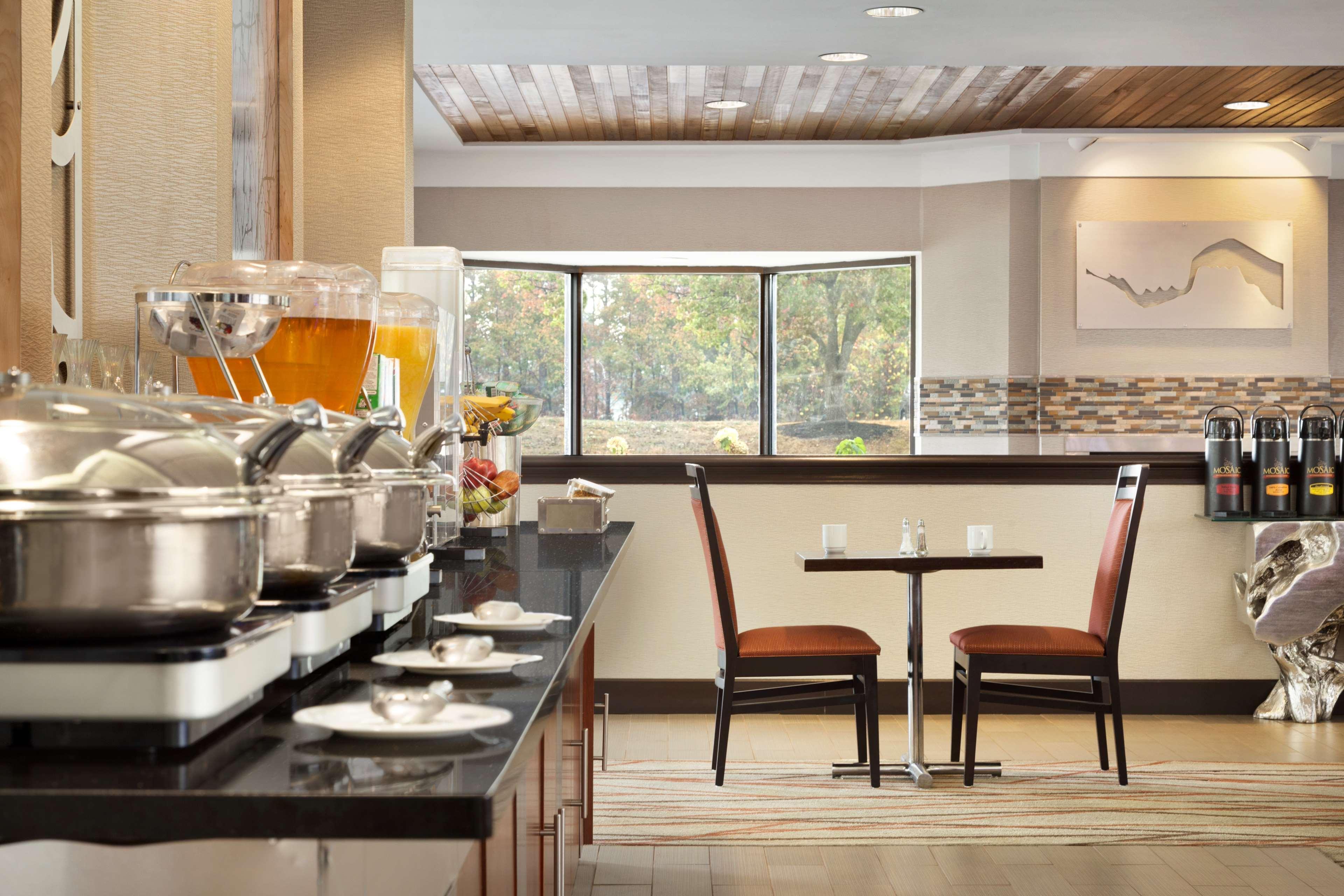 Radisson Akron-Fairlawn Copley Montrose Εξωτερικό φωτογραφία