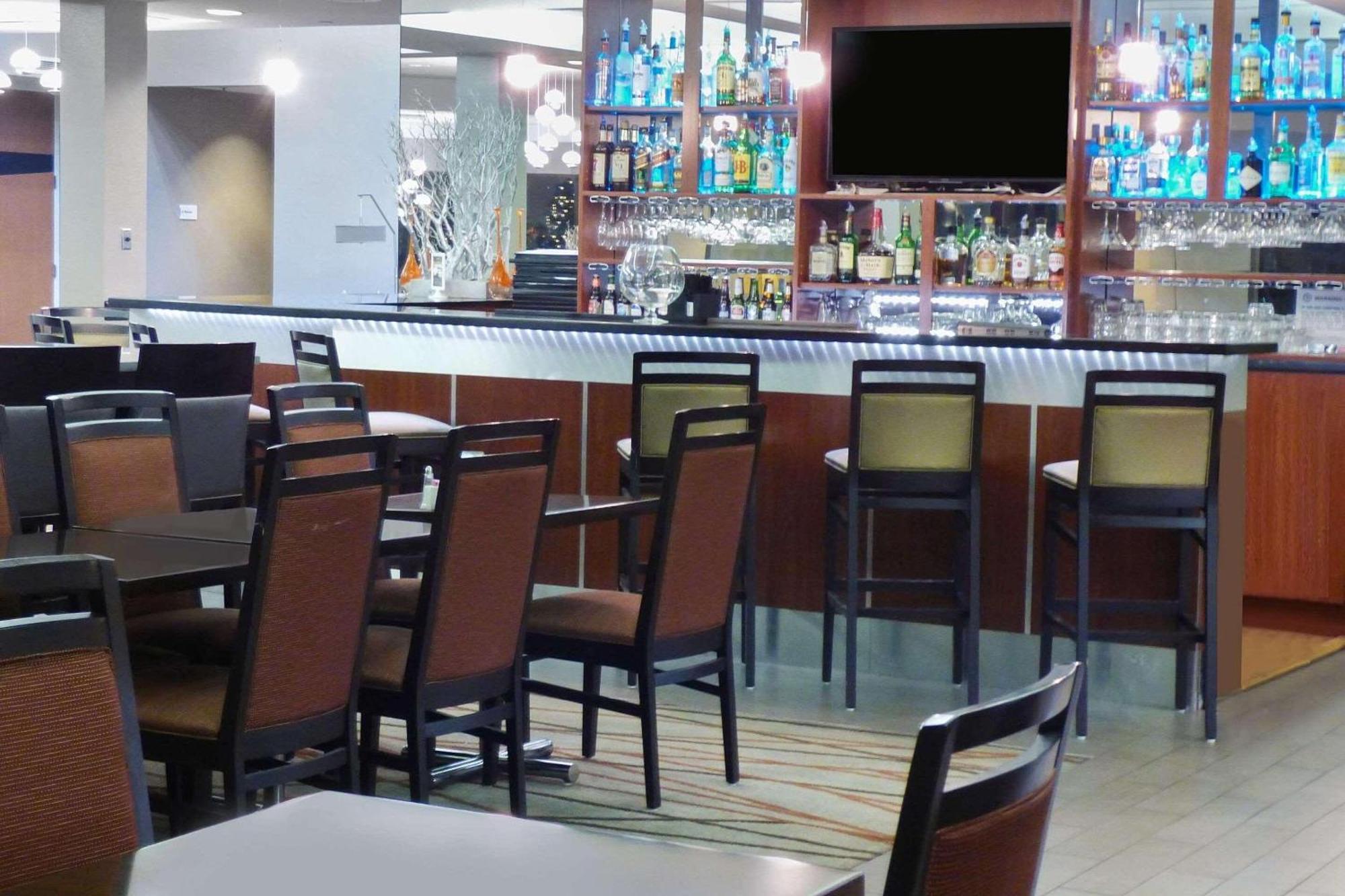 Radisson Akron-Fairlawn Copley Montrose Εξωτερικό φωτογραφία