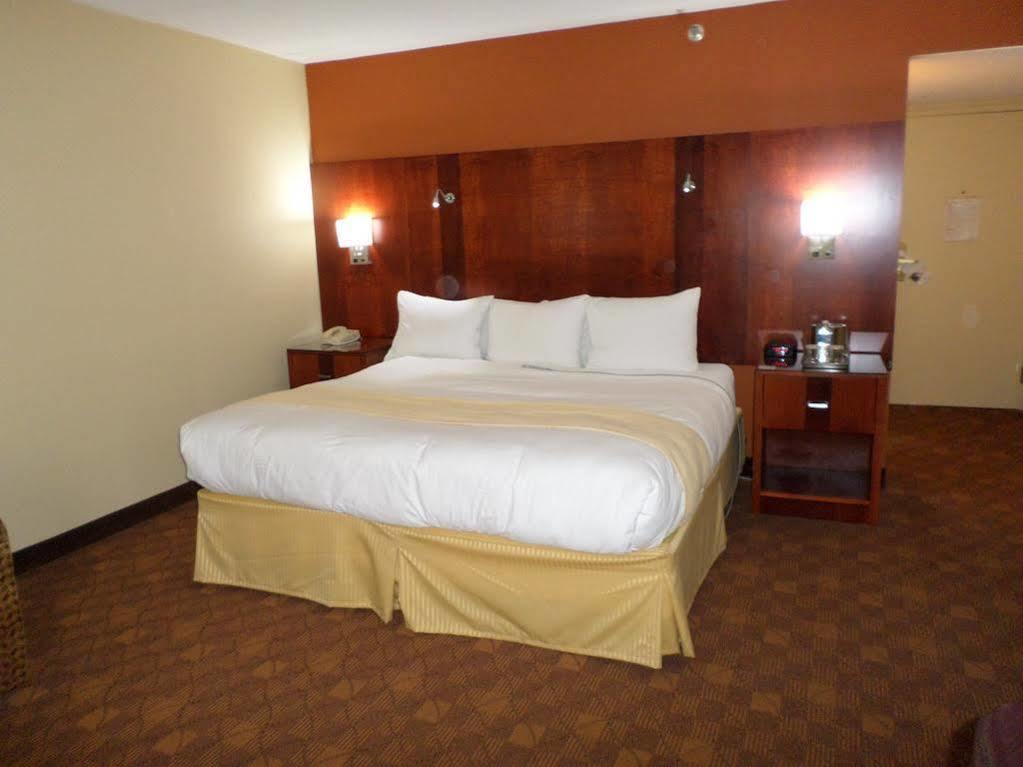 Radisson Akron-Fairlawn Copley Montrose Εξωτερικό φωτογραφία